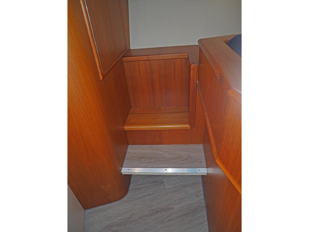 Cabin en avant, H&eacute;bergements